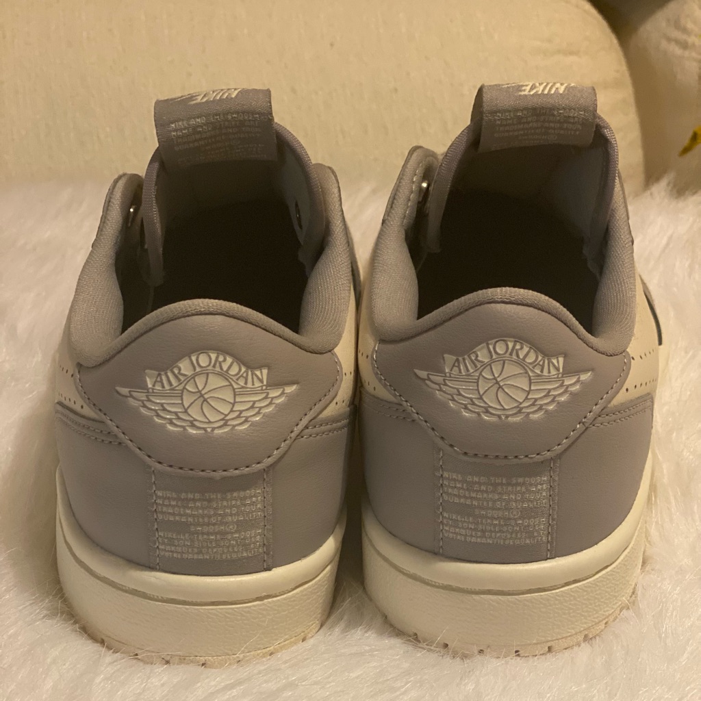 Air Jordan 1 Low